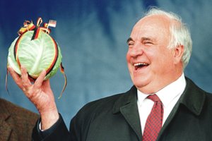Vokietijos kanclerio Helmuto Kohlio mylimoji išdavė jų paslaptis