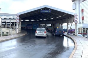 Pokyčiai Vilniaus oro uoste: jau šią savaitę – nauja keleivių išleidimo tvarka