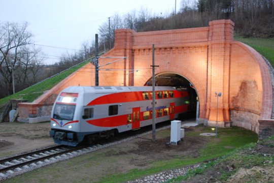 Unikaliu Kauno tuneliu greitai vėl riedės traukiniai