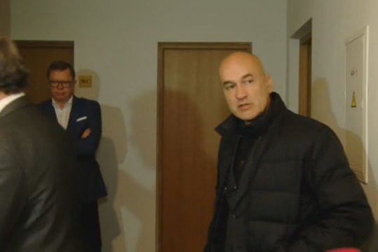 Pinigus už palūkanas skolinęs klebonas aiškinasi teisme