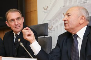 „Tvarkiečių“ ir A. Juozaičio „santuoką“ organizuojantis V. Kamblevičius: jis bus mūsų pirmininkas