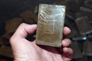 Rusijos teismas skyrė Izraelio pilietei 7,5 metų laisvės atėmimo bausmę už 10 gramų hašišo