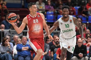 Pirmos pergalės teks palaukti: „Žalgiris“ po košmariškos mačo pradžios krito Milane