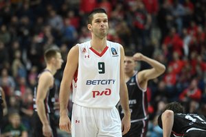 M. Kalniečio atstovaujamam „Lokomotiv“ – antausis Kazachstane