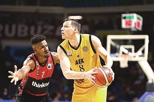 AEK su J. Mačiuliu Graikijoje patyrė apmaudžią nesėkmę