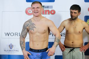 Boksininkas E. Petrauskas iškovojo antrąją pergalę profesionalų ringe