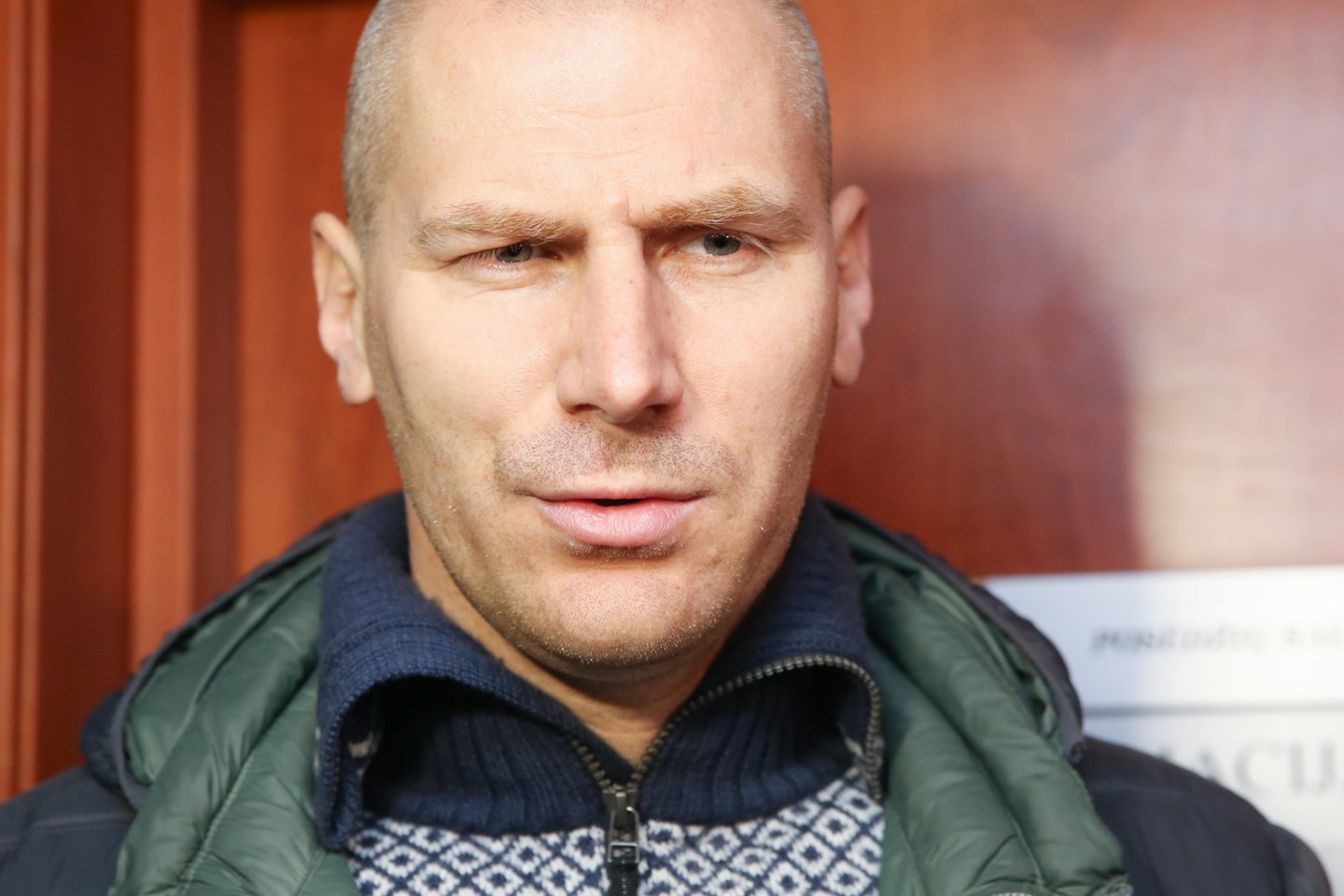  Operacijos metu sulaikytas policijos pareigūnas D.Karalukas už grotų praleis dar mažiausiai 15 parų.<br>R.Danisevičiaus nuotr.