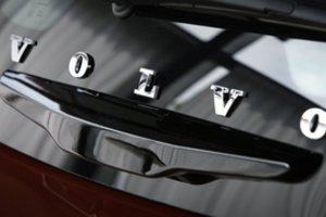 JAV automobilių pramonės darbuotojai pradėjo streiką prieš „Volvo“ padalinį „Mack Truck“