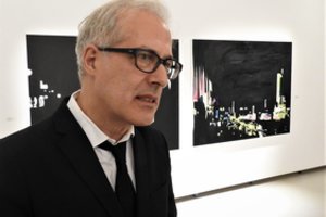 Italijos menininkui įkvėpimo šaltinis - gangsterių ir pražūtingų moterų pasaulis