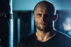 J. Anglickas „Bellator“ turnyre kausis su dar nenugalėtu amerikiečiu