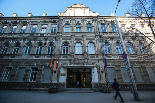 Siūlo apmokestinti valstybės valdomą NT, tik tada galvoti apie mokestį gyventojams