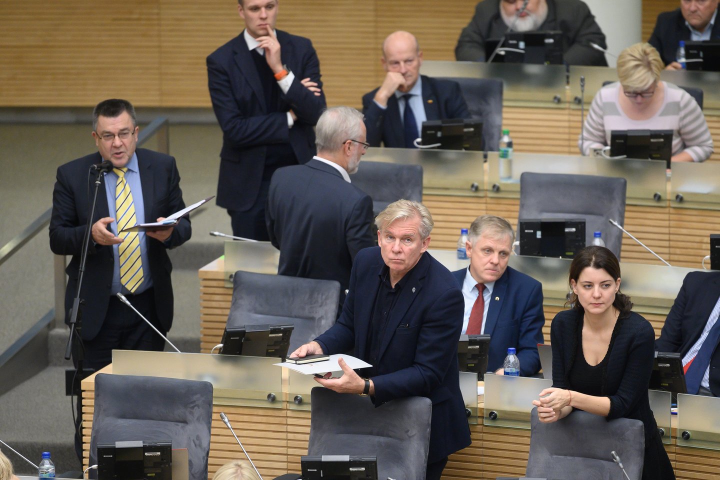 Seime antradienį vyko neeilinis posėdis dėl V.Pranckiečio ateities.<br>V.Skaraičio nuotr.