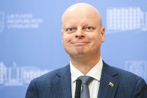 S. Skvernelis apie dramą Seime: apgailėtinas taburečių ir kėdžių stumdymas