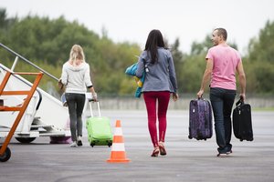 Kova su klimato kaita: brangs skrydžiai ir kuras