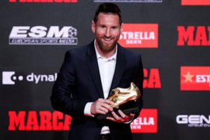 Lionelis Messi tapo jau šešių „Auksinių batelių“ savininku
