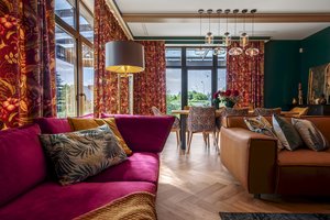 Šiuo spalvotu erdvių namų interjeru kūrėja didžiuojasi labiausiai 