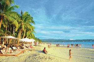 Moterį sulaikė policija už pernelyg atvirą bikinį