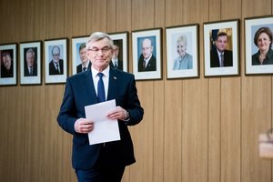 Politologai: vienintelė išeitis iš krizės Seime – pirmalaikiai rinkimai