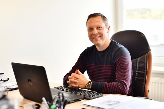 Patraukė tūkstančio metų senumo sfera: įkūrė geodezijos verslą