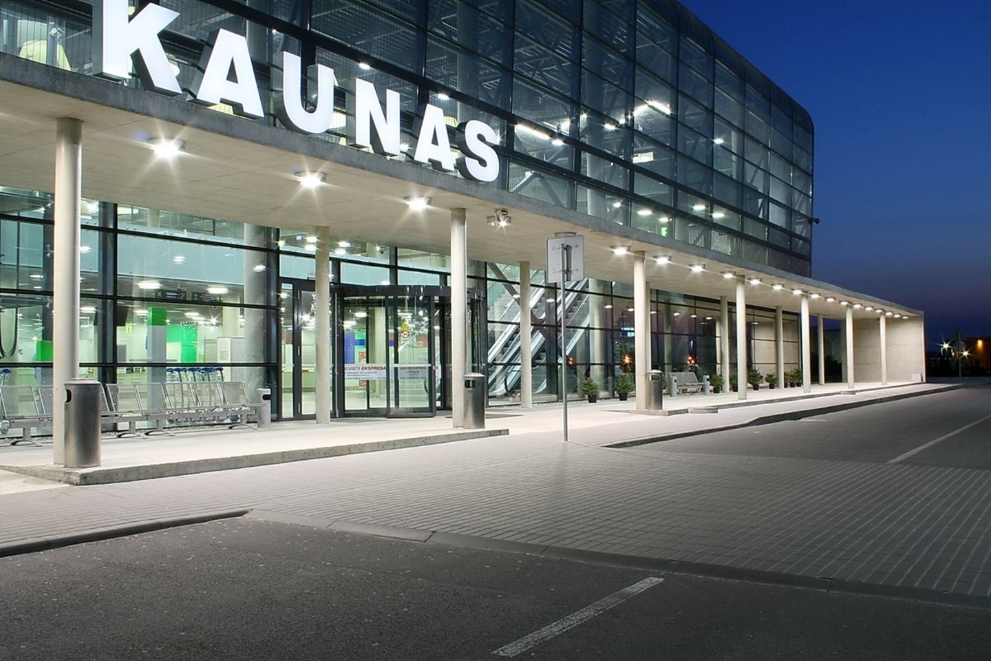 Orlaivių dažymo angaras įsikurs šiaurinėje Kauno oro uosto dalyje, daugiau nei 12 tūkst. kvadratinių metrų plote.<br> Kauno oro uosto nuotr. 