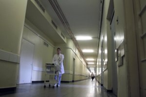 Kauno klinikose per klaidą 16-metei vietoje vaistų sulašintas žaizdų dezinfekcinis skystis