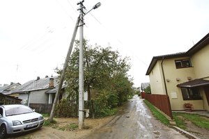 Tamsiosios miesto gatvės – kauniečiai gelbėjasi kas kaip gali