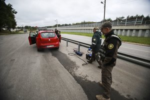Aplinkos ministerija Seime pristatys automobilių taršos mokestį