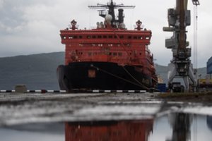 Prie Norvegijos krantų dreifuojantis Rusijos ledlaužis pasiuntė nelaimės signalą