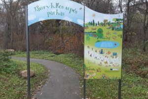 Kretingiškiai džiaugiasi nauju parku: nesutarimai su rangovu nesutrukdė