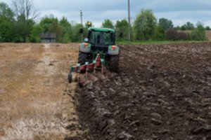 Regi niūrią ateitį: ūkininkai gali prieiti prie ribos, kai nebus iš ko mokėti mokesčių