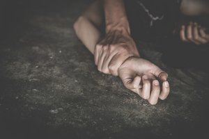 Reklama sukėlė pyktį: kaltina pašiepus seksualinės vergijos aukas