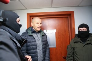 Stambaus kyšio paėmimu įtariamas D. Karalukas lieka suimtas