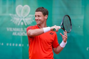 R. Berankis laimėjo Šveicarijoje ir susikaus su 7-ąja pasaulio rakete