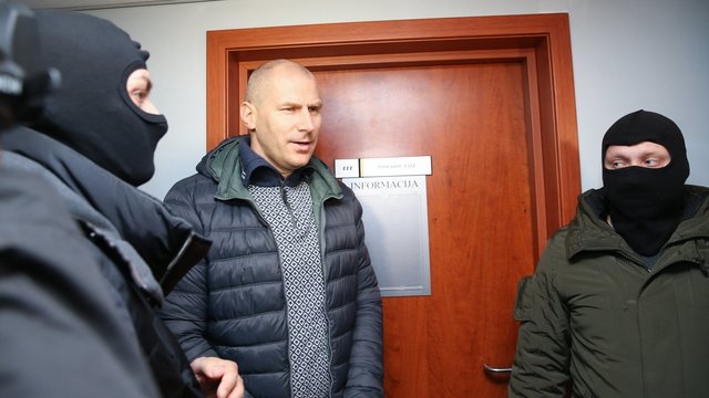 Kyšininkavimu įtariamas D. Karalukas už grotų praleis dar 20 parų