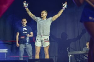 S. Maslobojevas pasaulio kikbokso čempionate toliau skina pergales ir užsitikrino medalį