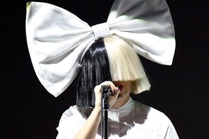 Nepagydoma liga glemžiasi dainininkės kūną, o šlovė kančioms pasmerkė sielą