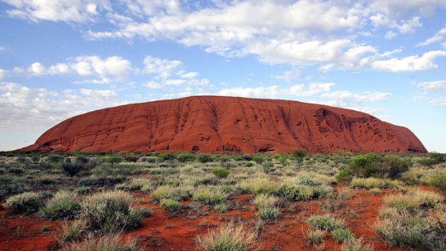 Australija pavargo nuo turistų – draus kopti į populiariausią vietą