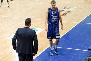 „Pieno žvaigždės“ atsisveikino su aukštaūgiu ir registravo trečią jauniausią LKL žaidėją