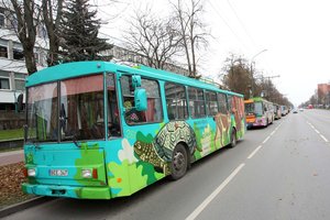 Kaunas su senais troleibusais atsisveikina netradiciškai: „atia, senienos“