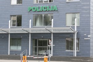 Vilniuje apiplėšta moteris: vagys numovė žiedą ir išsegė auskarus