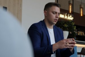 Lietuvis padeda susigyventi su artimųjų netektimis ir išsivaduoti iš milžiniškų kančių