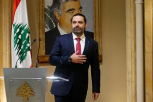  Protestų krečiamo Libano premjeras atsistatydina