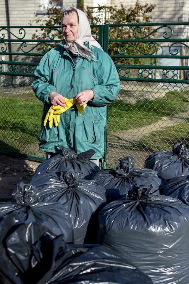 Miklusėnų gyventoja Emilija.<br>V.Ščiavinsko nuotr.