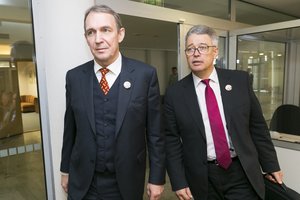 Mėgins pakartoti G. Nausėdos sėkmę: pasiskolino jo šūkį ir užpyko ant darančių taip pat