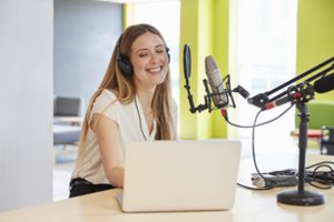 Podkastų istorija: nuo radijo spektaklio iki kriminalinės dokumentikos