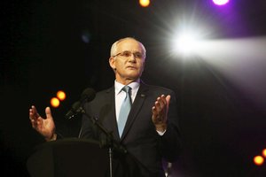 Švietimo darbuotojai rengia piketą prie ministerijos