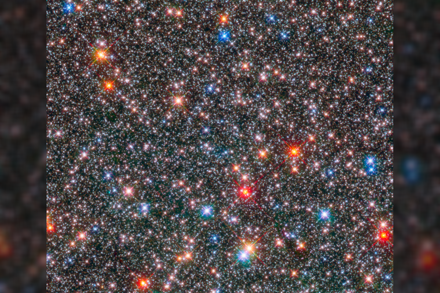 Paukščių Tako galaktikos centras yra nuo 27 700 šviesmečių. Tai yra ir aktyviausia mūsų galaktikos dalis.<br>NASA nuotr. 