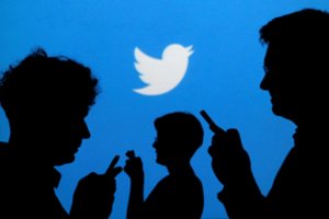 „Twitter“ uždraudė visas politines reklamas