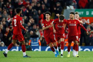 Garsūs Anglijos klubai egzaminuos vidutiniokus