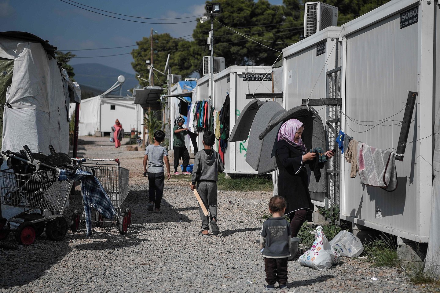  Migrantų stovyklos perpildytos, vietų nebeužtenka.<br> AFP/Scanpix nuotr.